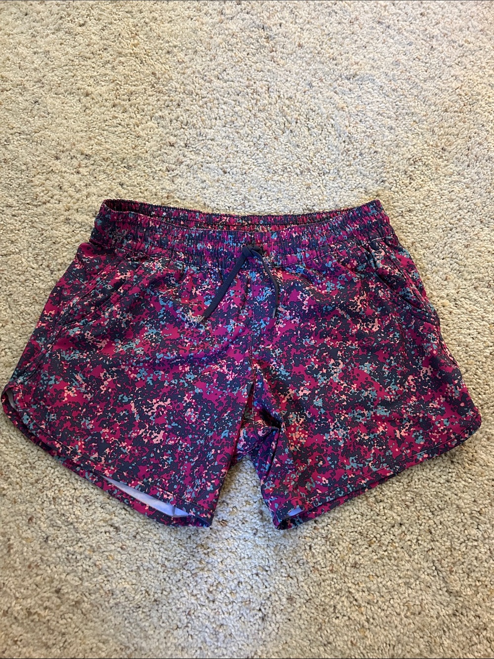Columbia Wild Fuchsia Printed Athletic Running Shorts Women’s Small